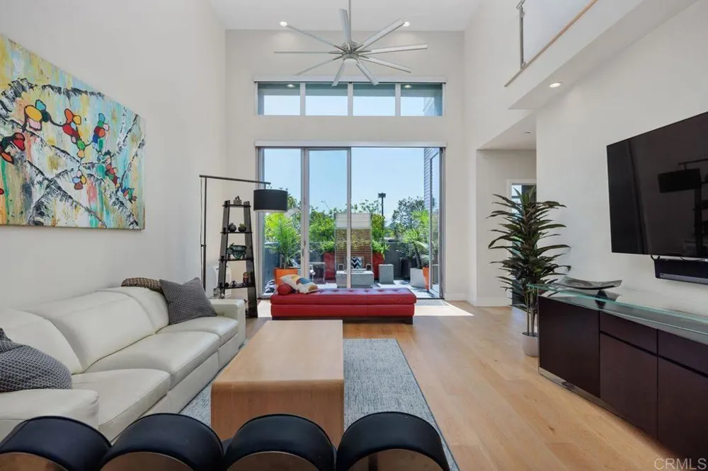 2687 State Street Carlsbad, CA 92008