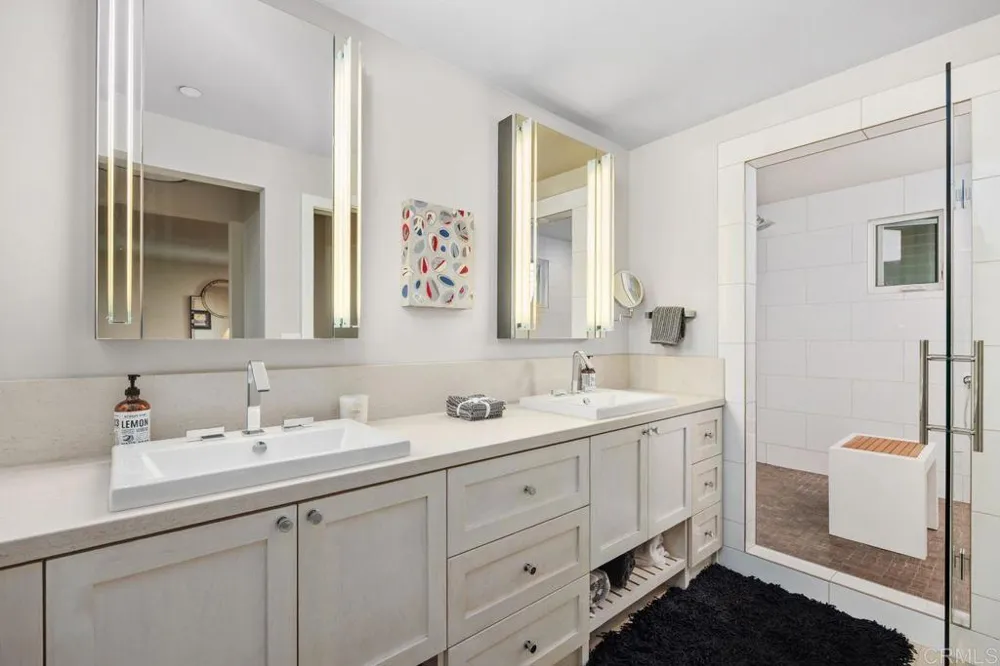 2687 State Street Carlsbad, CA 92008