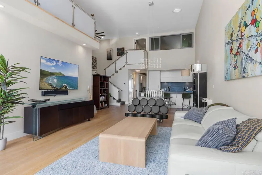 2687 State Street Carlsbad, CA 92008