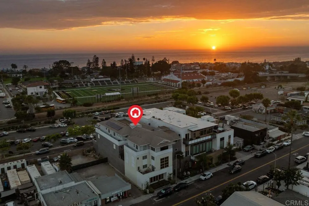 2687 State Street Carlsbad, CA 92008