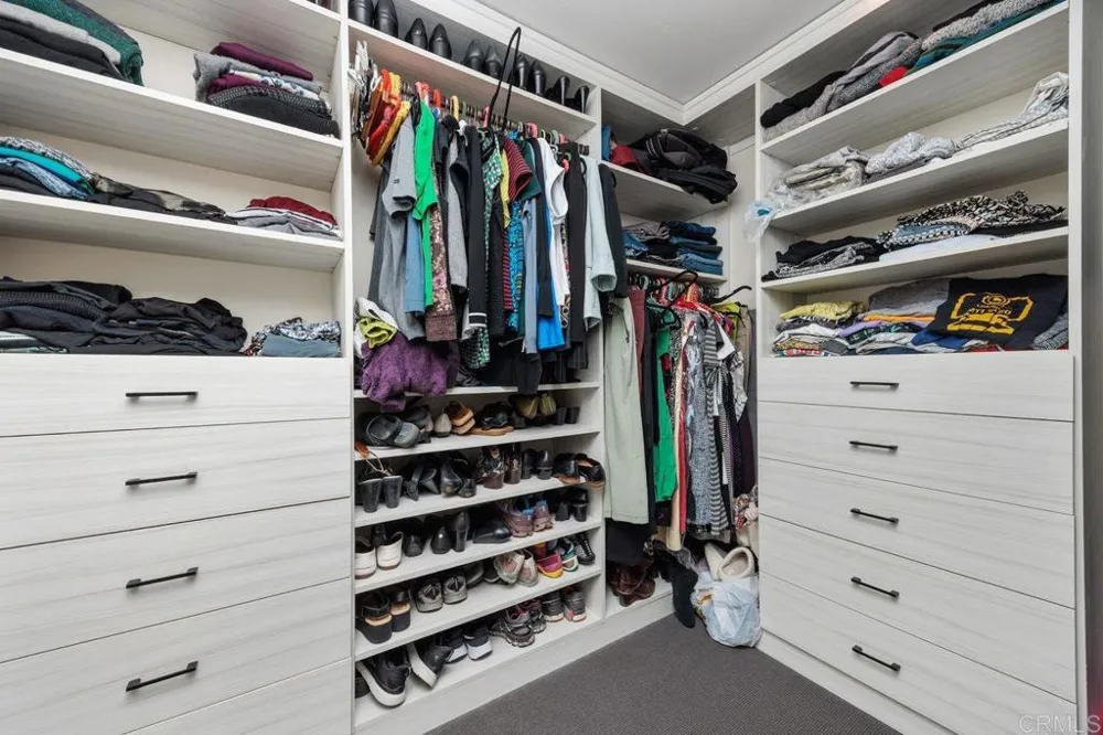 2687 State Street Carlsbad, CA 92008