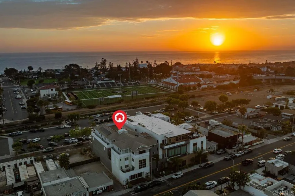 2687 State Street Carlsbad, CA 92008