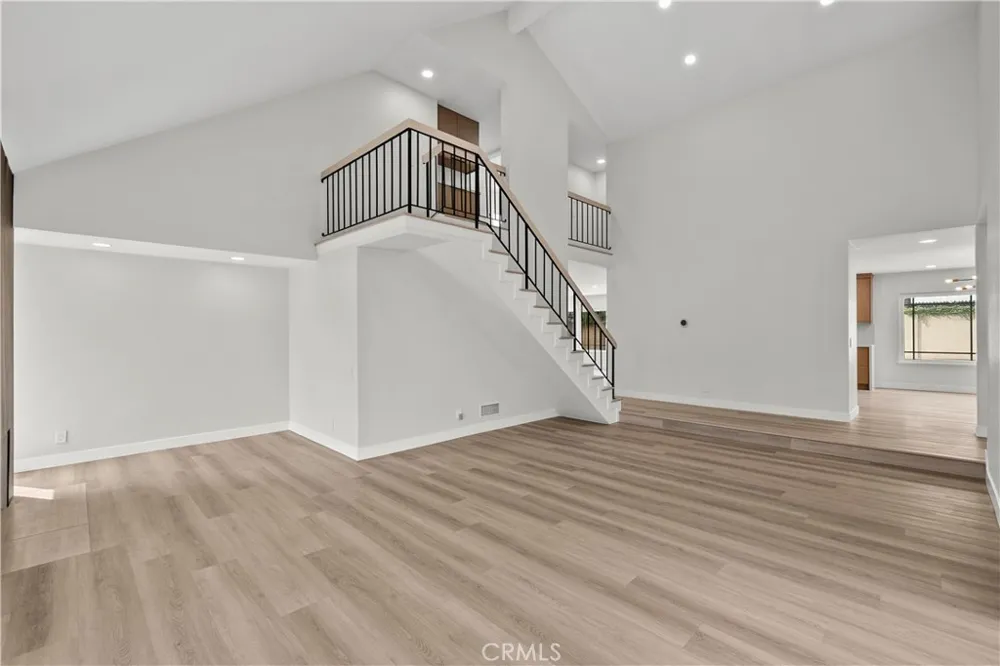 5437 Vista Fortuna Cypress, CA 90630