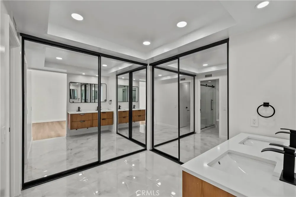 5437 Vista Fortuna Cypress, CA 90630