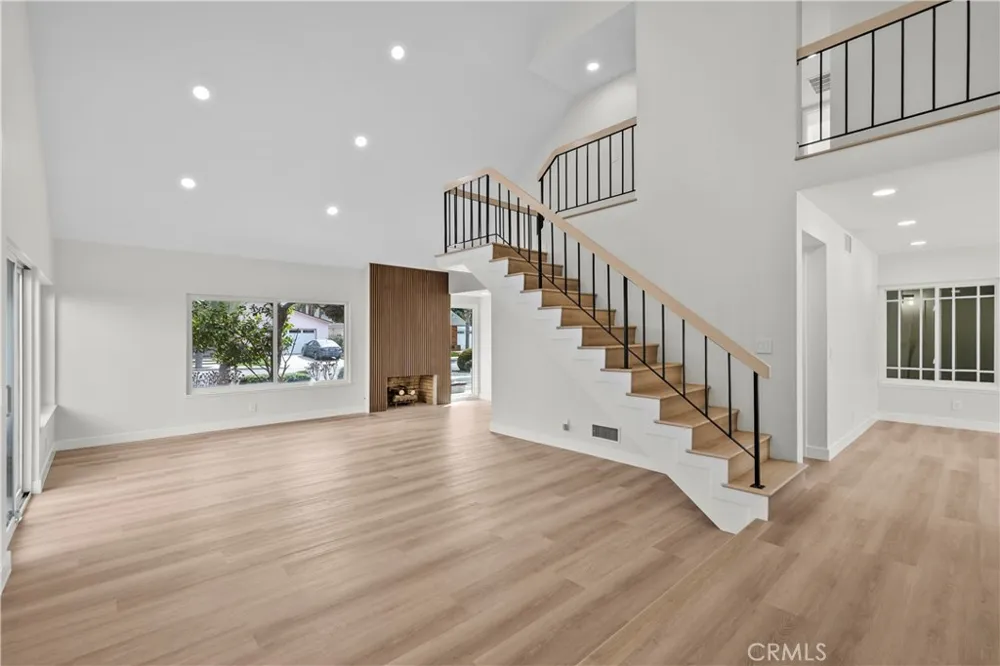 5437 Vista Fortuna Cypress, CA 90630