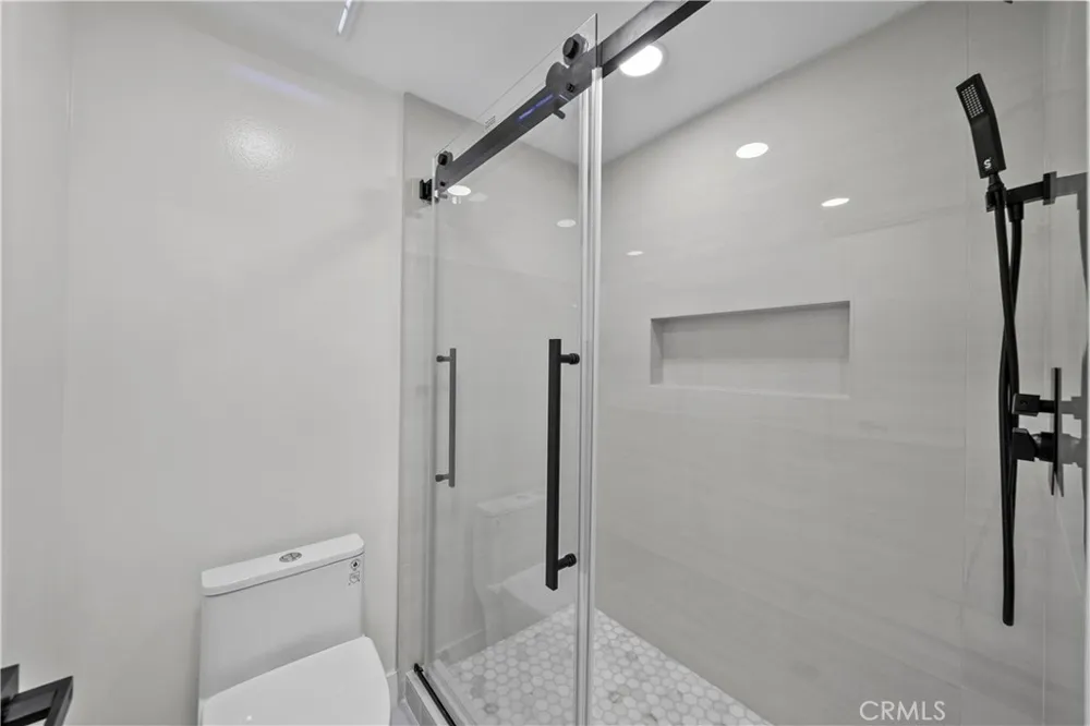 5437 Vista Fortuna Cypress, CA 90630