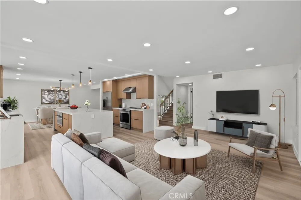 5437 Vista Fortuna Cypress, CA 90630