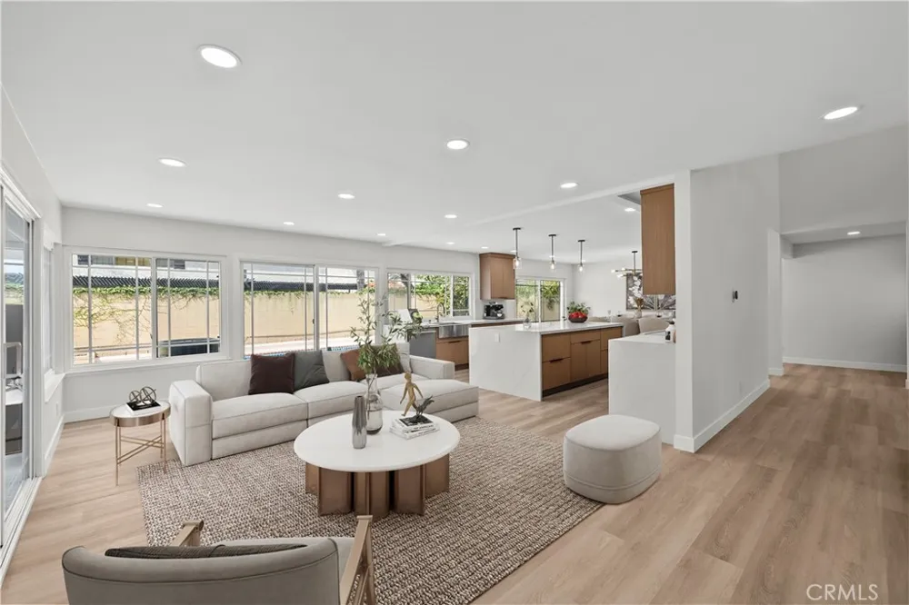 5437 Vista Fortuna Cypress, CA 90630