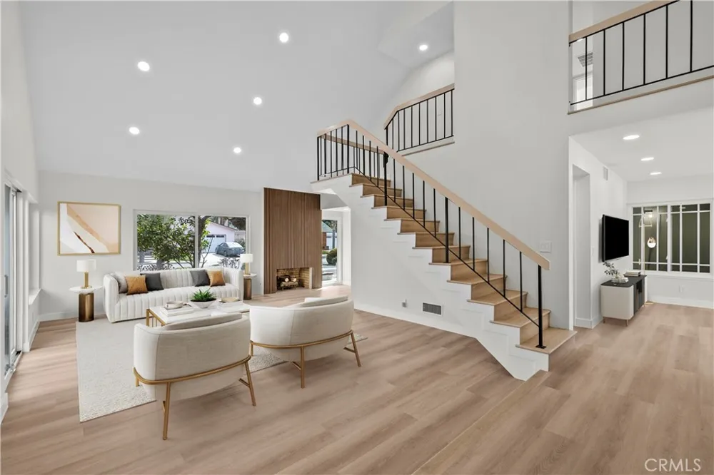 5437 Vista Fortuna Cypress, CA 90630