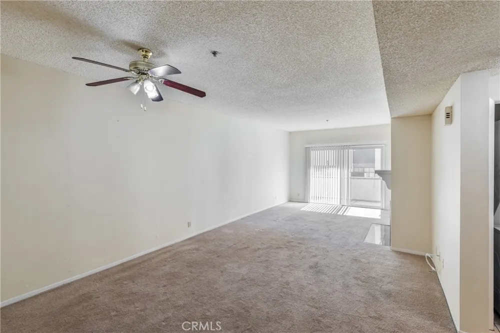 2915 Montrose Avenue #430 Glendale, CA 91214