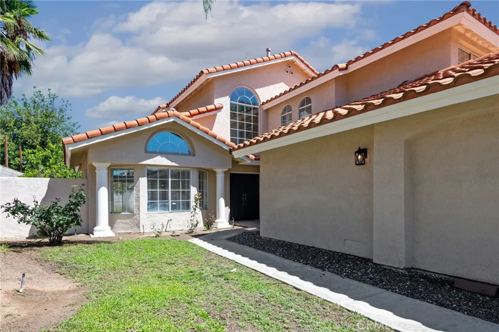 20516 Marcus Riverside, CA 92508