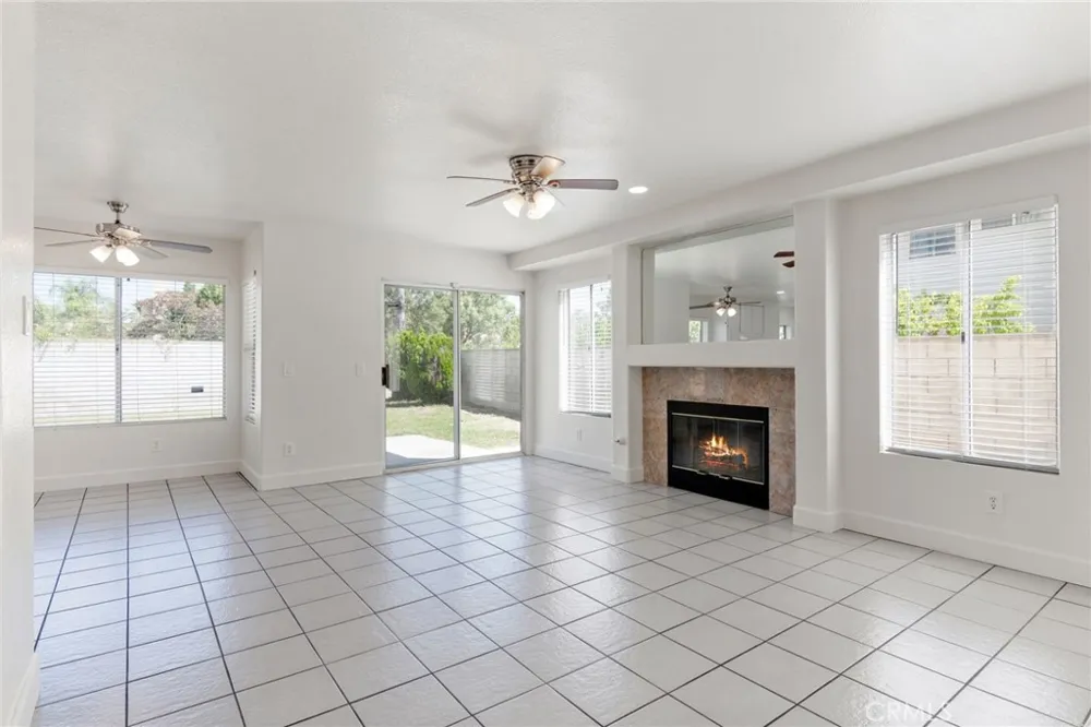 20516 Marcus Riverside, CA 92508