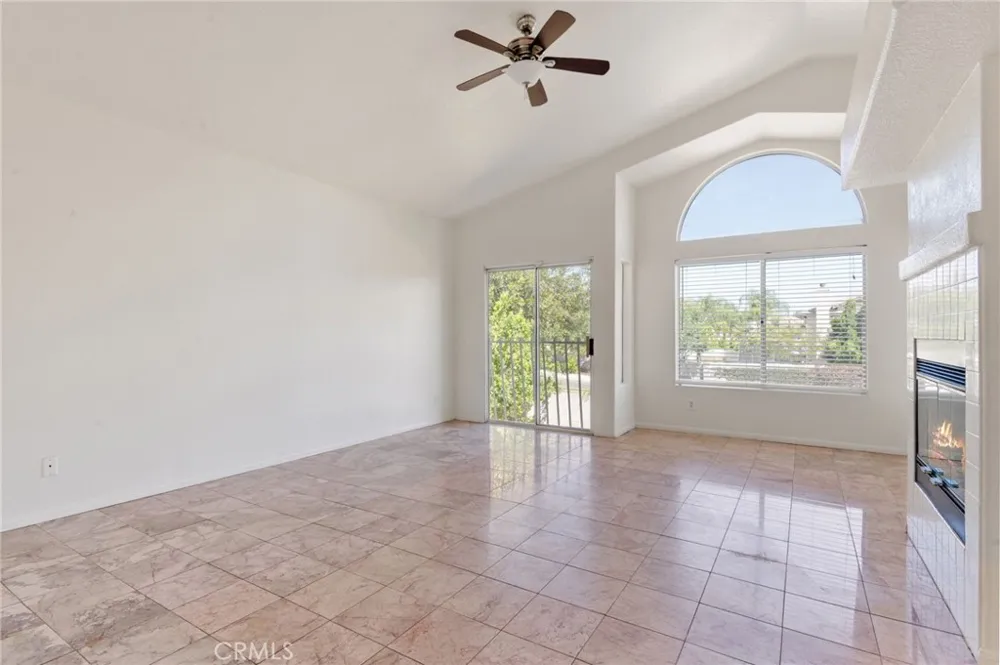 20516 Marcus Riverside, CA 92508
