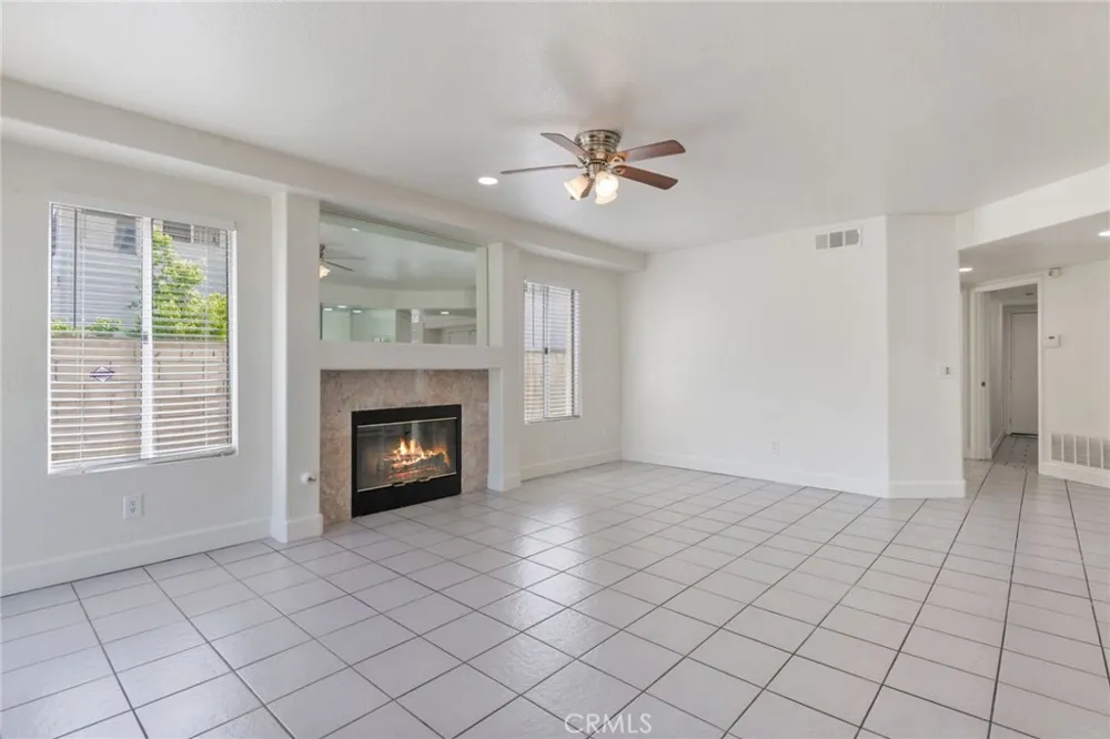 20516 Marcus Riverside, CA 92508