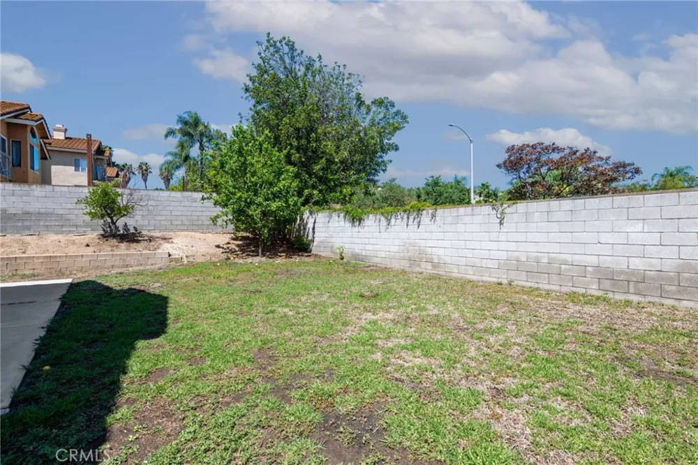 20516 Marcus Riverside, CA 92508