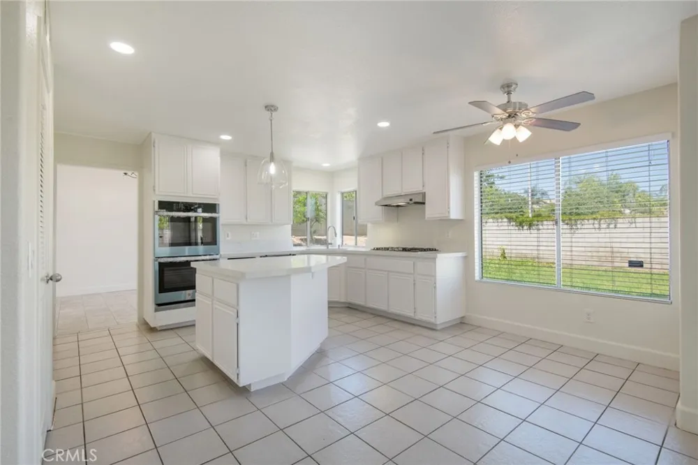 20516 Marcus Riverside, CA 92508