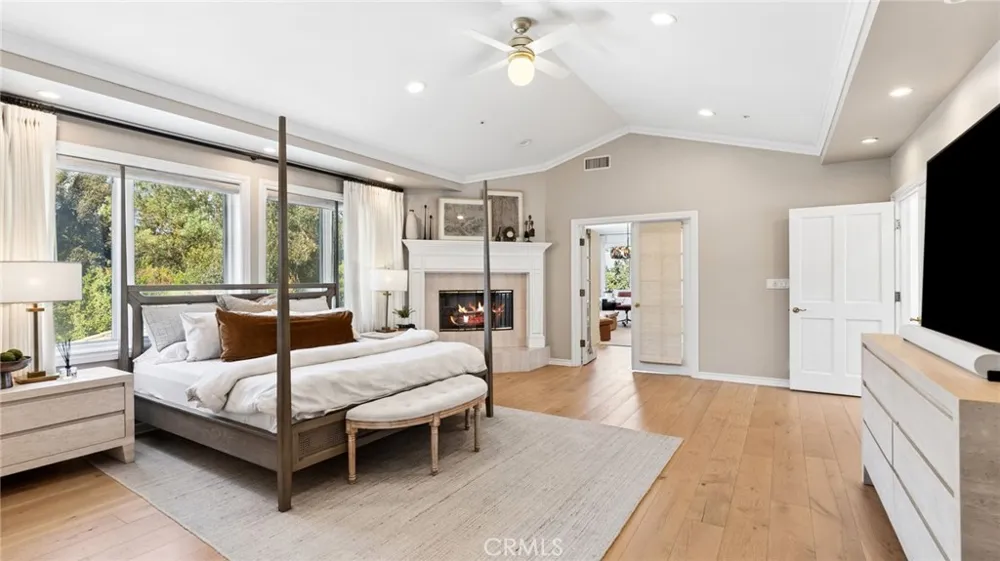 24335 Arcadia Street Newhall, CA 91321