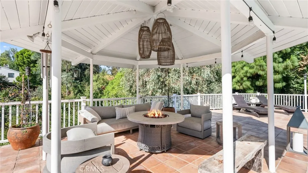24335 Arcadia Street Newhall, CA 91321