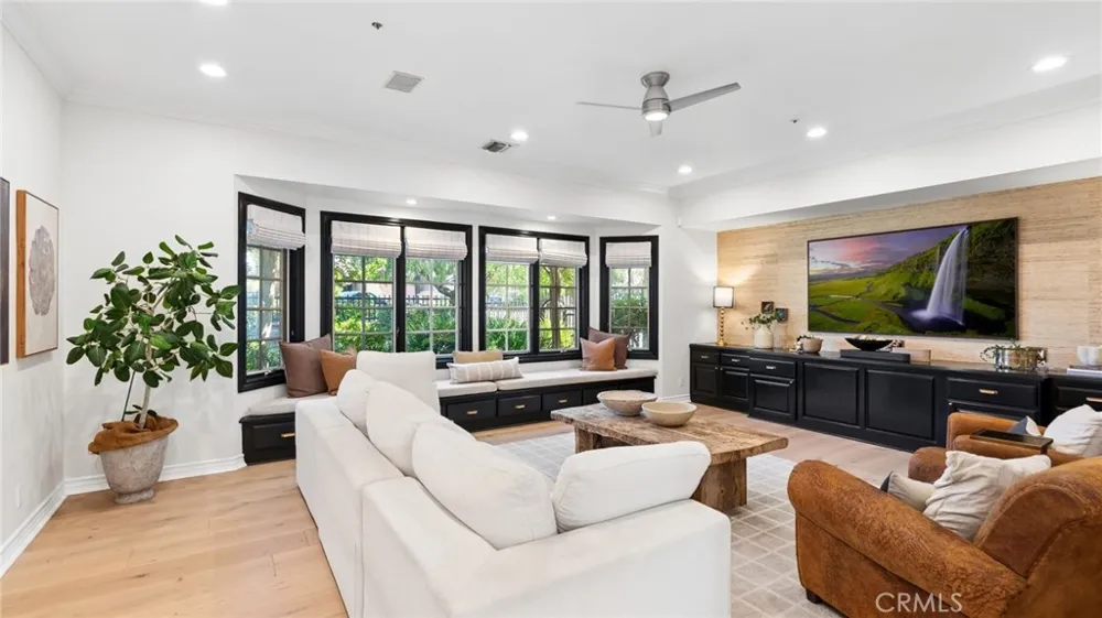 24335 Arcadia Street Newhall, CA 91321