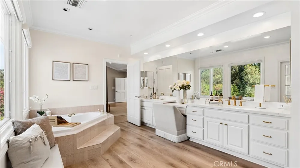 24335 Arcadia Street Newhall, CA 91321