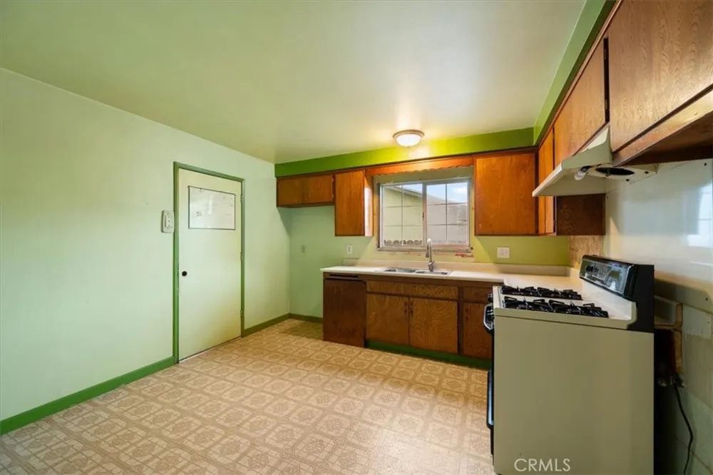 2017 Sandalwood Santa Maria, CA 93455