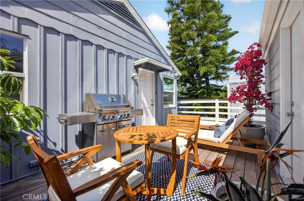 2955 Terry Laguna Beach, CA 92651