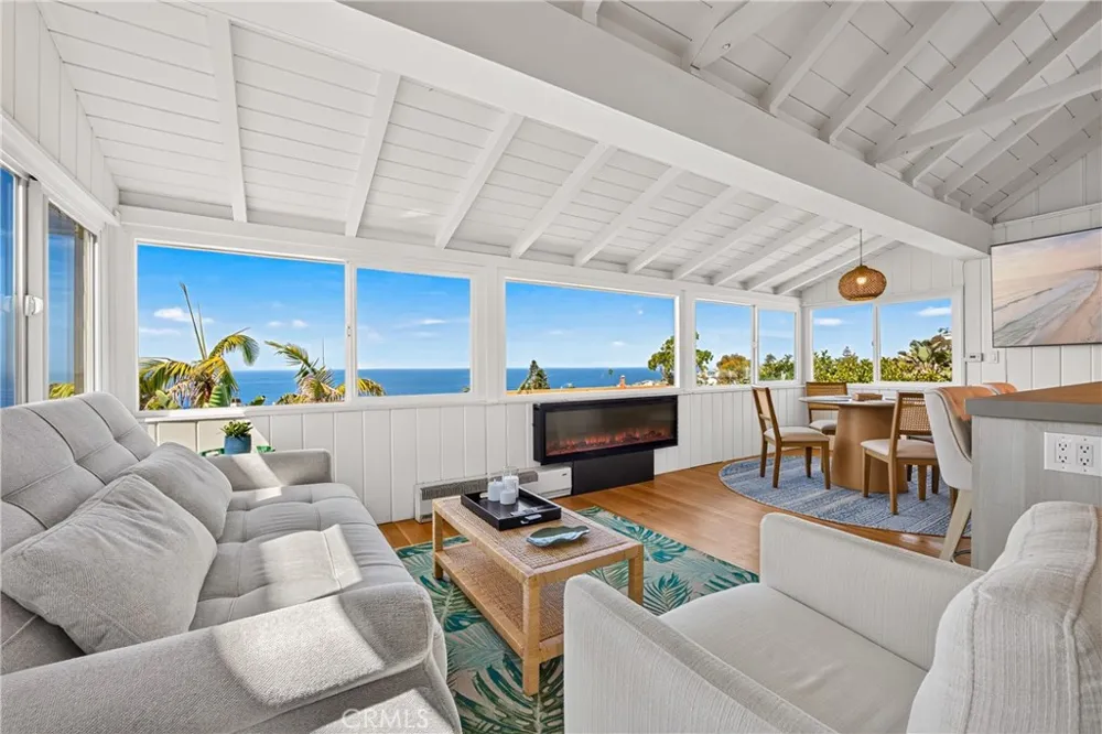2955 Terry Laguna Beach, CA 92651