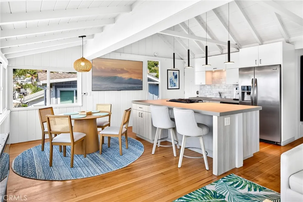 2955 Terry Laguna Beach, CA 92651