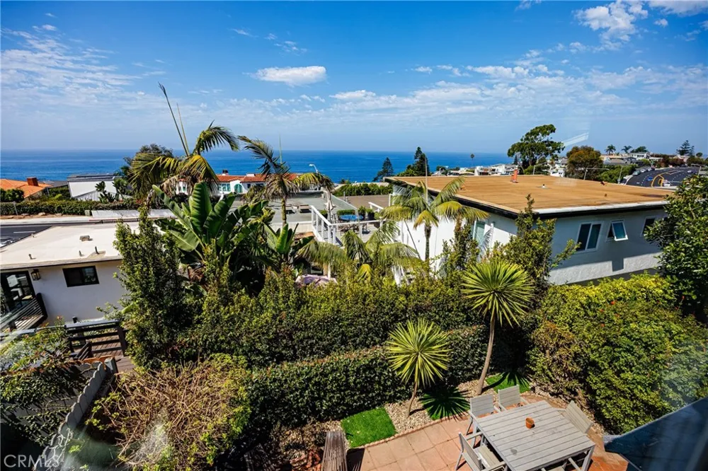 2955 Terry Laguna Beach, CA 92651