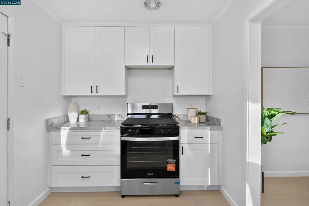 2114 Rumrill Blvd San Pablo, CA 94806