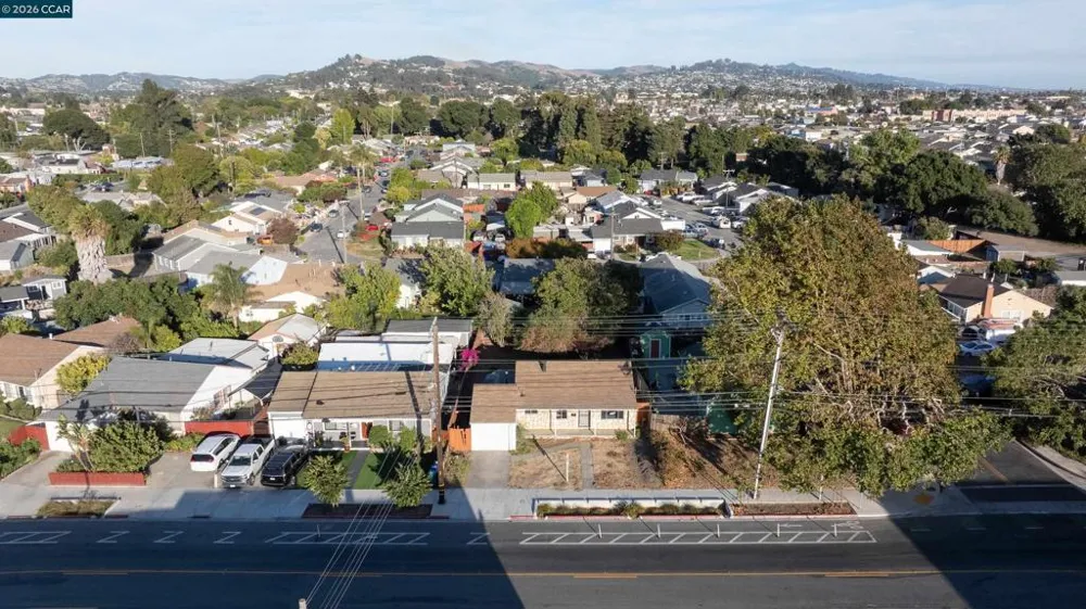 2114 Rumrill Blvd San Pablo, CA 94806