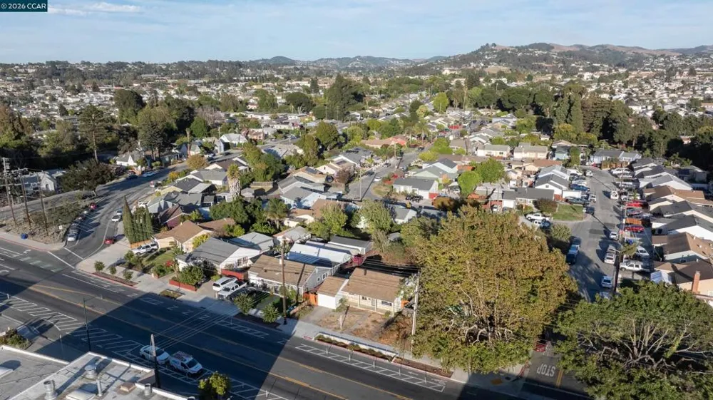 2114 Rumrill Blvd San Pablo, CA 94806