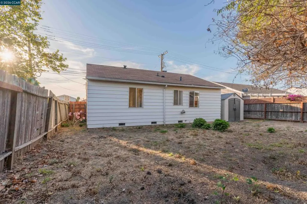 2114 Rumrill Blvd San Pablo, CA 94806