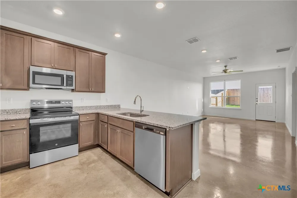 3801 Pecan Hickory Trail Killeen, TX 76542