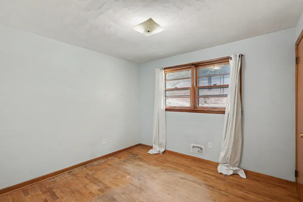 223 Marcus Street SW Grand Rapids, MI 49548