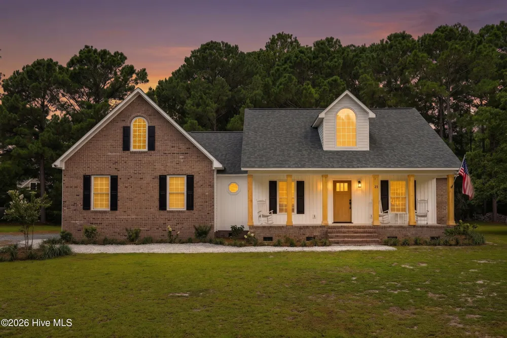 21 Oyster Point Lane Hampstead, NC 28443