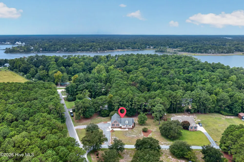 21 Oyster Point Lane Hampstead, NC 28443