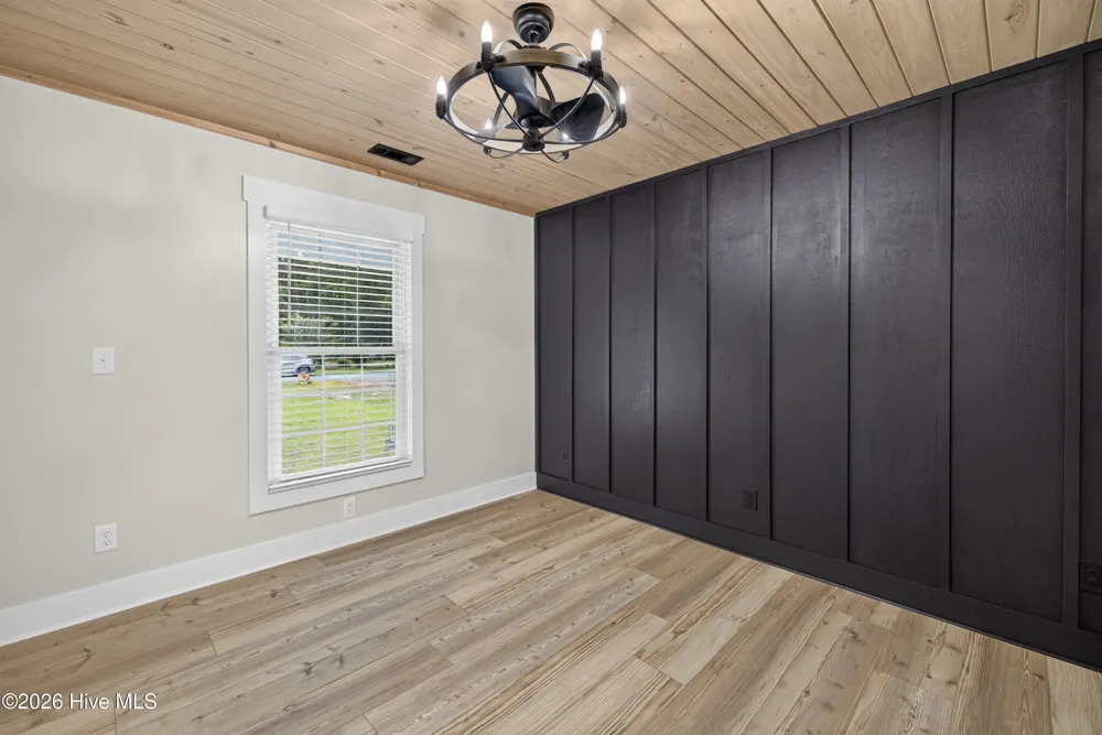 21 Oyster Point Lane Hampstead, NC 28443