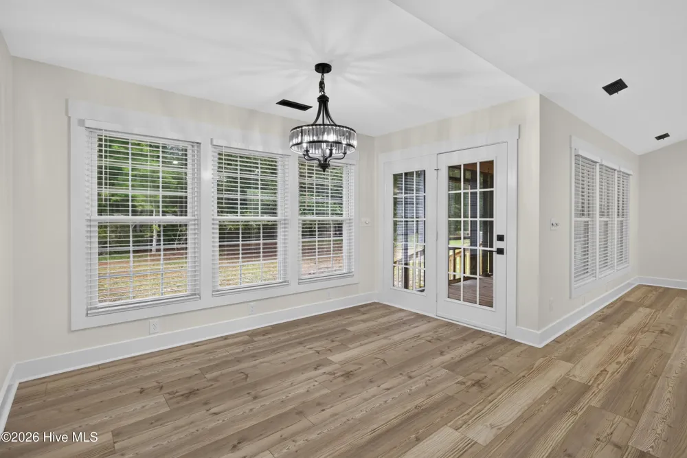 21 Oyster Point Lane Hampstead, NC 28443
