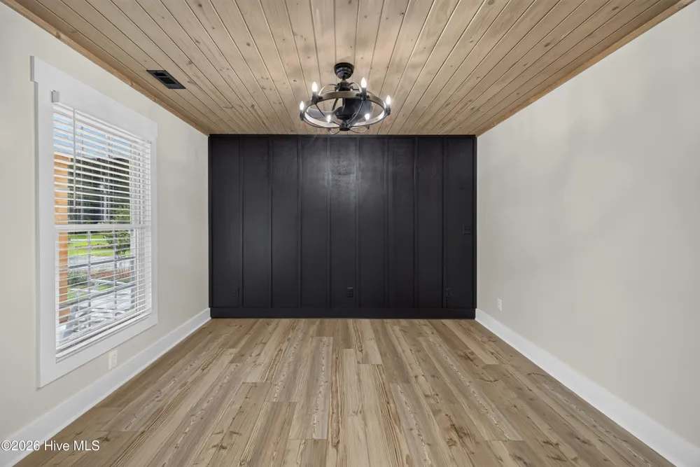 21 Oyster Point Lane Hampstead, NC 28443