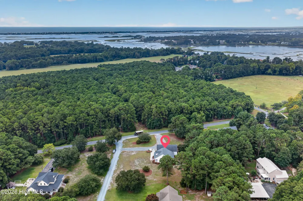 21 Oyster Point Lane Hampstead, NC 28443