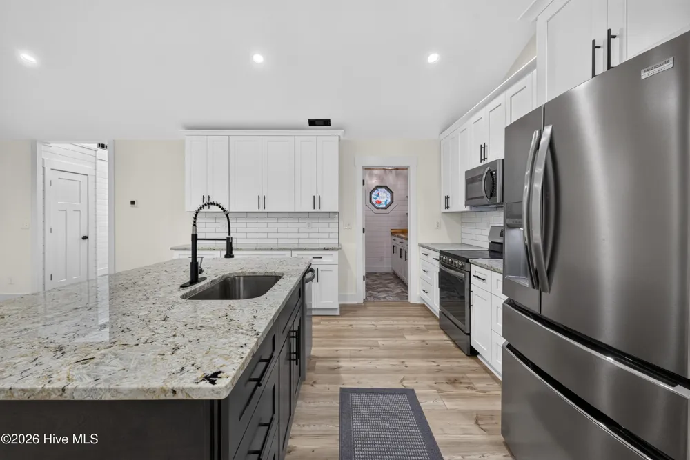 21 Oyster Point Lane Hampstead, NC 28443