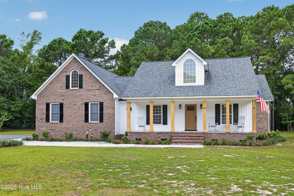 21 Oyster Point Lane Hampstead, NC 28443