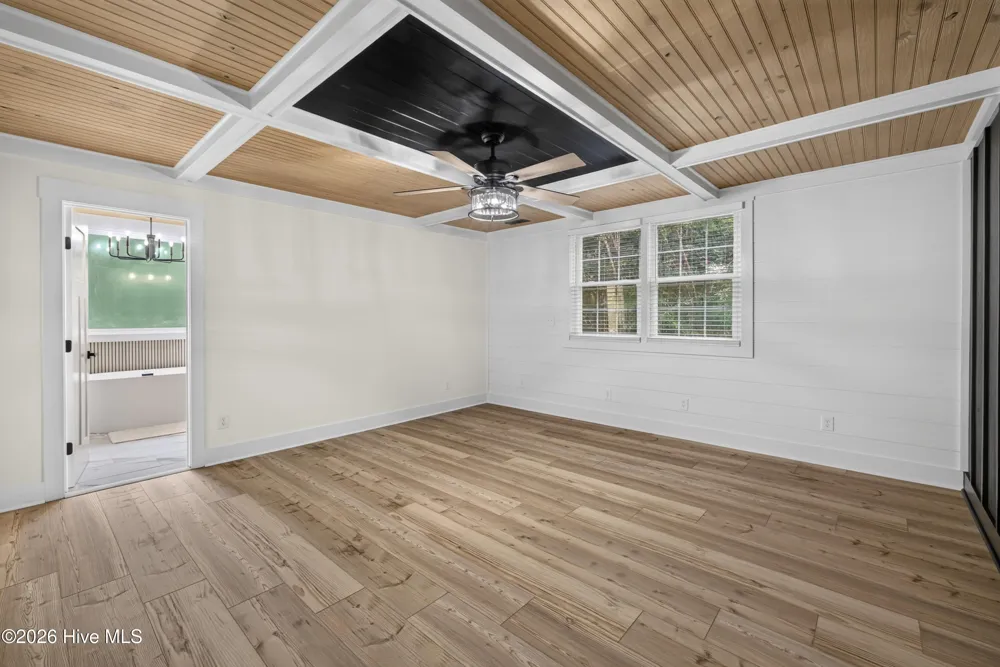 21 Oyster Point Lane Hampstead, NC 28443