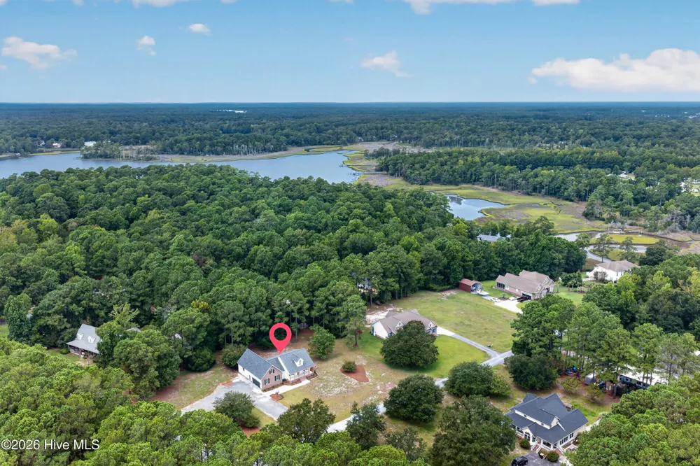 21 Oyster Point Lane Hampstead, NC 28443