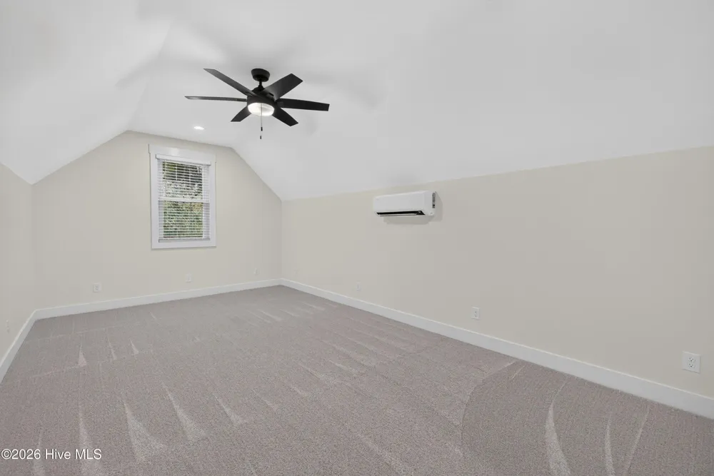21 Oyster Point Lane Hampstead, NC 28443