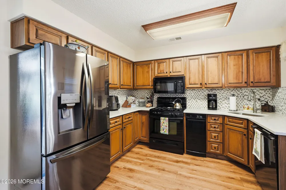 193 Old Orchard Lane Ocean, NJ 07712