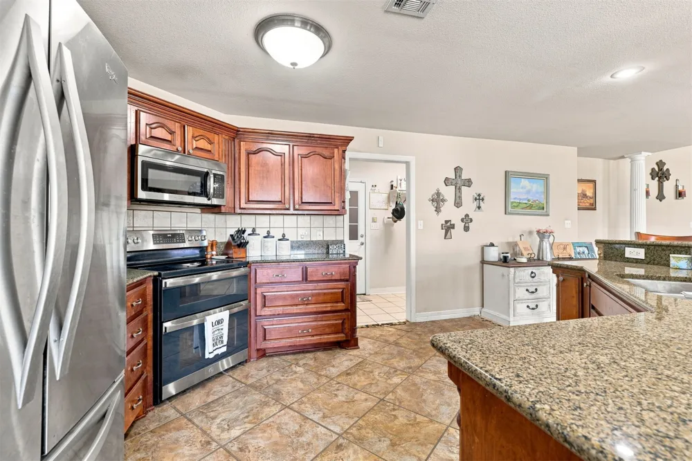 16674 Shebester Madill, OK 73446