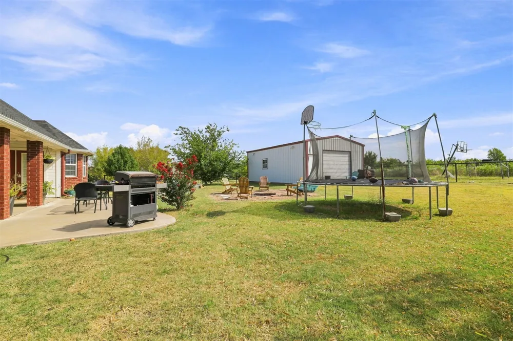 16674 Shebester Madill, OK 73446