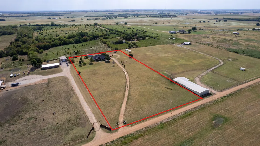16674 Shebester Madill, OK 73446